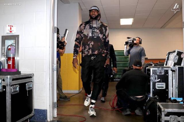 面对延误夹 面对延误夹